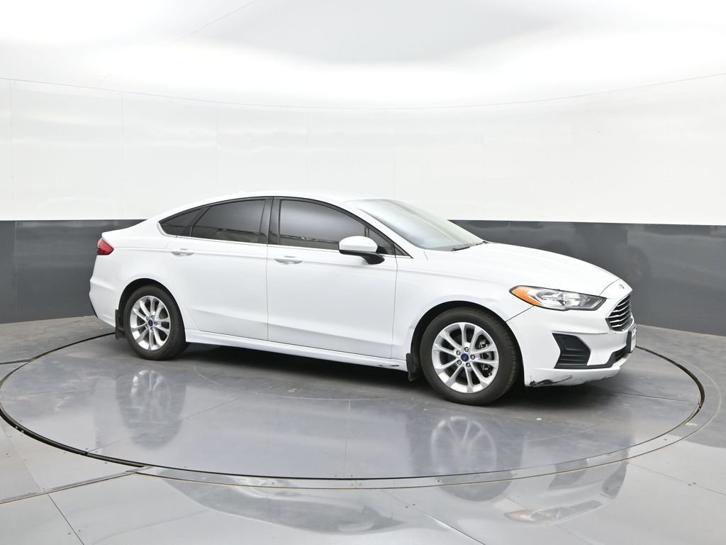 Used 2019 White Ford SE image 17