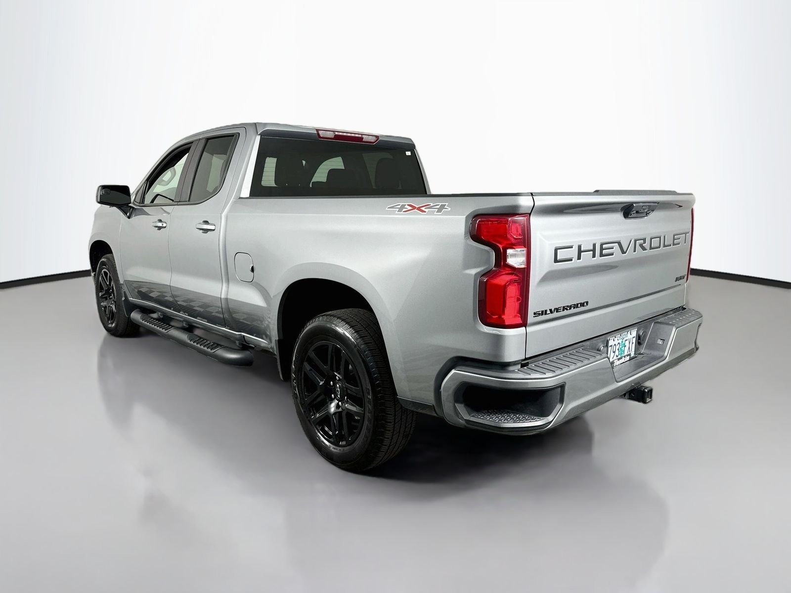 Used 2023 Sterling Gray Metallic Chevrolet RST image 4