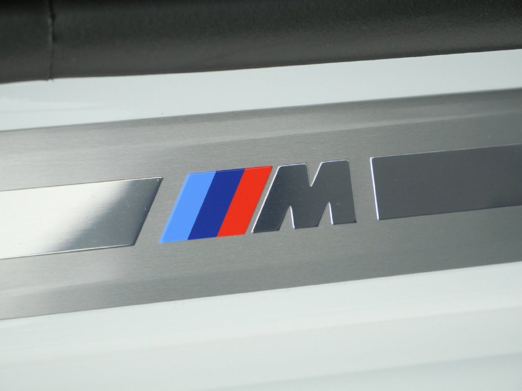 New 2026 Alpine White BMW 30 xDrive image 24