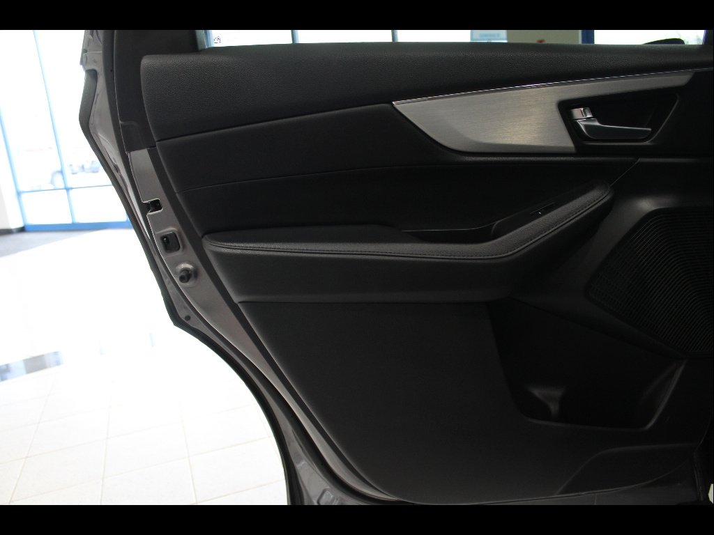 Used 2023 Liquid Carbon Metallic Acura SH-AWD image 17