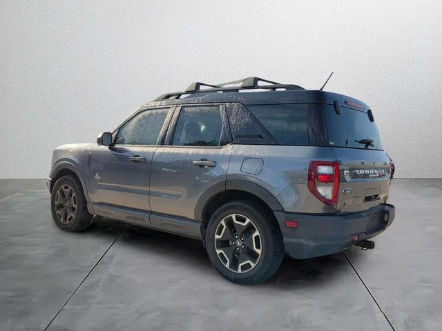 Used 2022 Gray Ford Outer Banks image 3