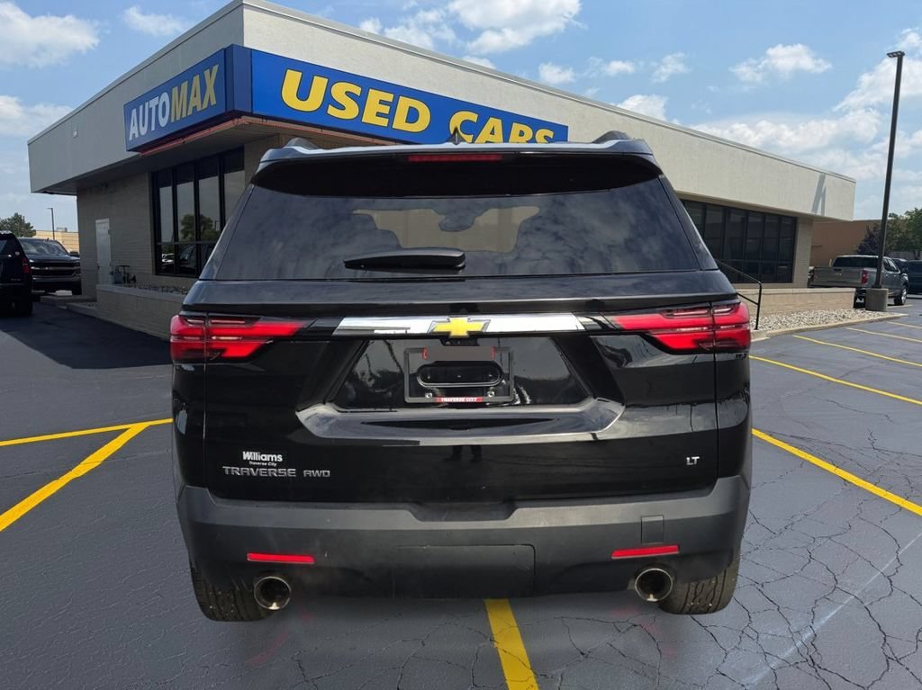 Used 2023 MOSAIC BLACK METALLIC Chevrolet LT Leather image 6