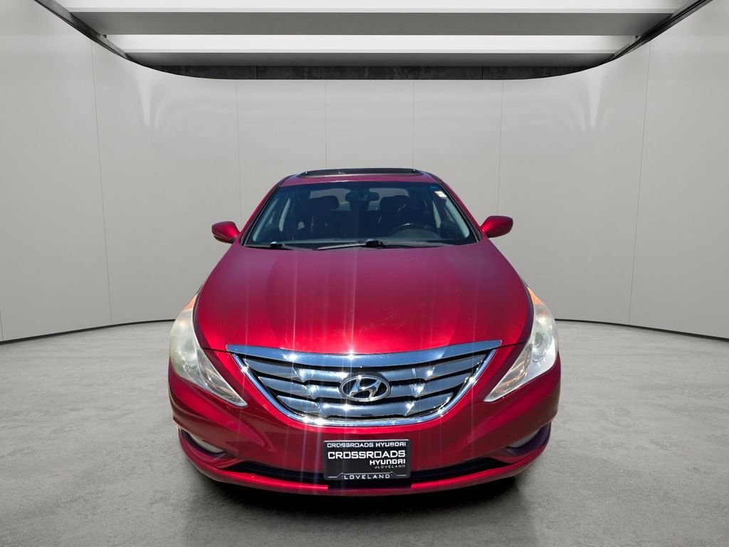 Used 2011 Venetian Red Hyundai SE image 8