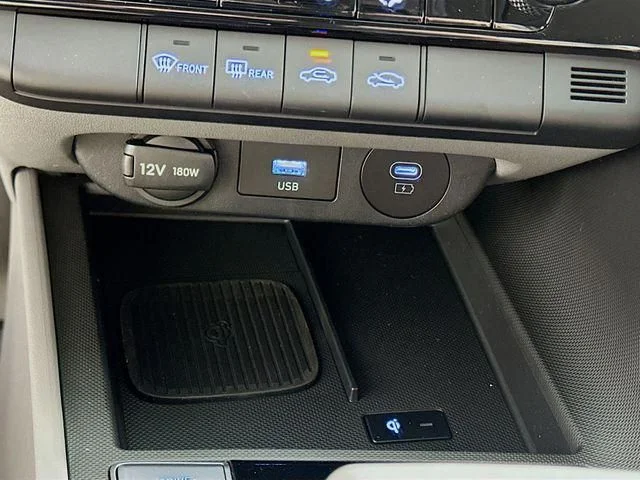 New 2026 Hyundai ELANTRA SEL Sport