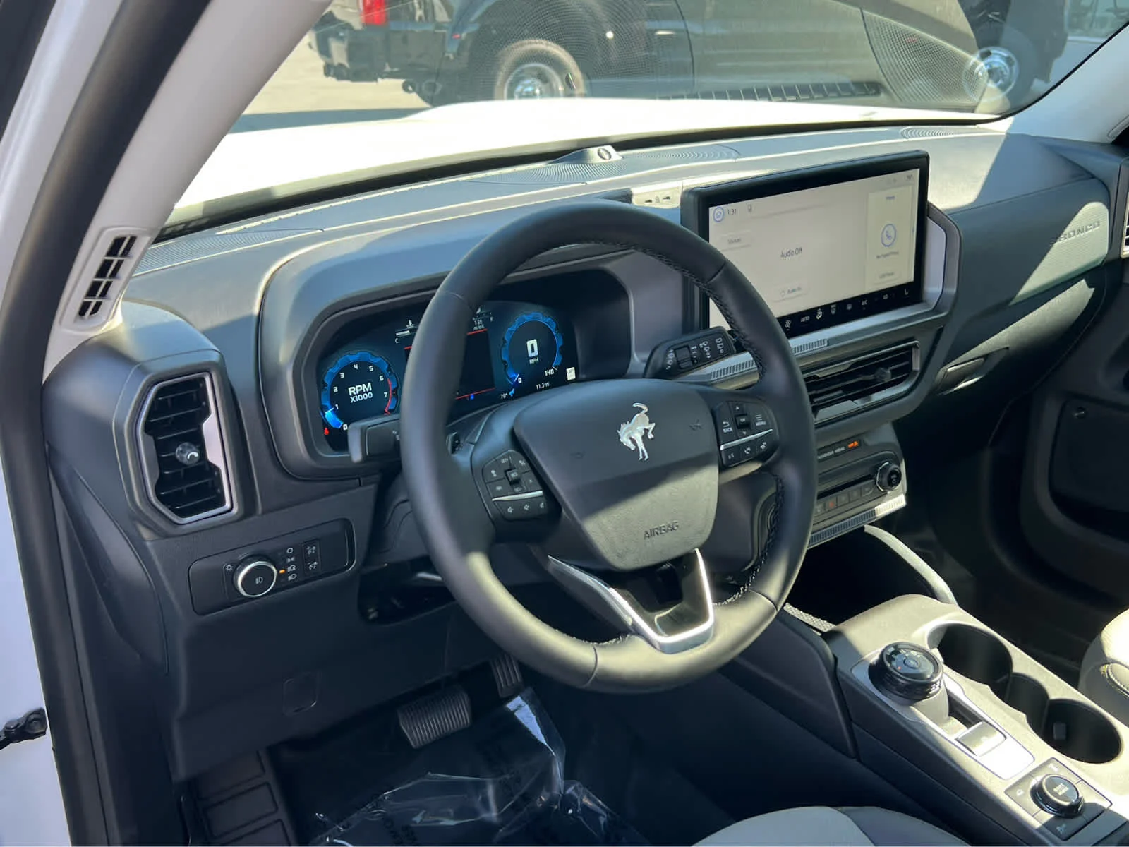 New 2026 Oxford White Ford Badlands® image 25