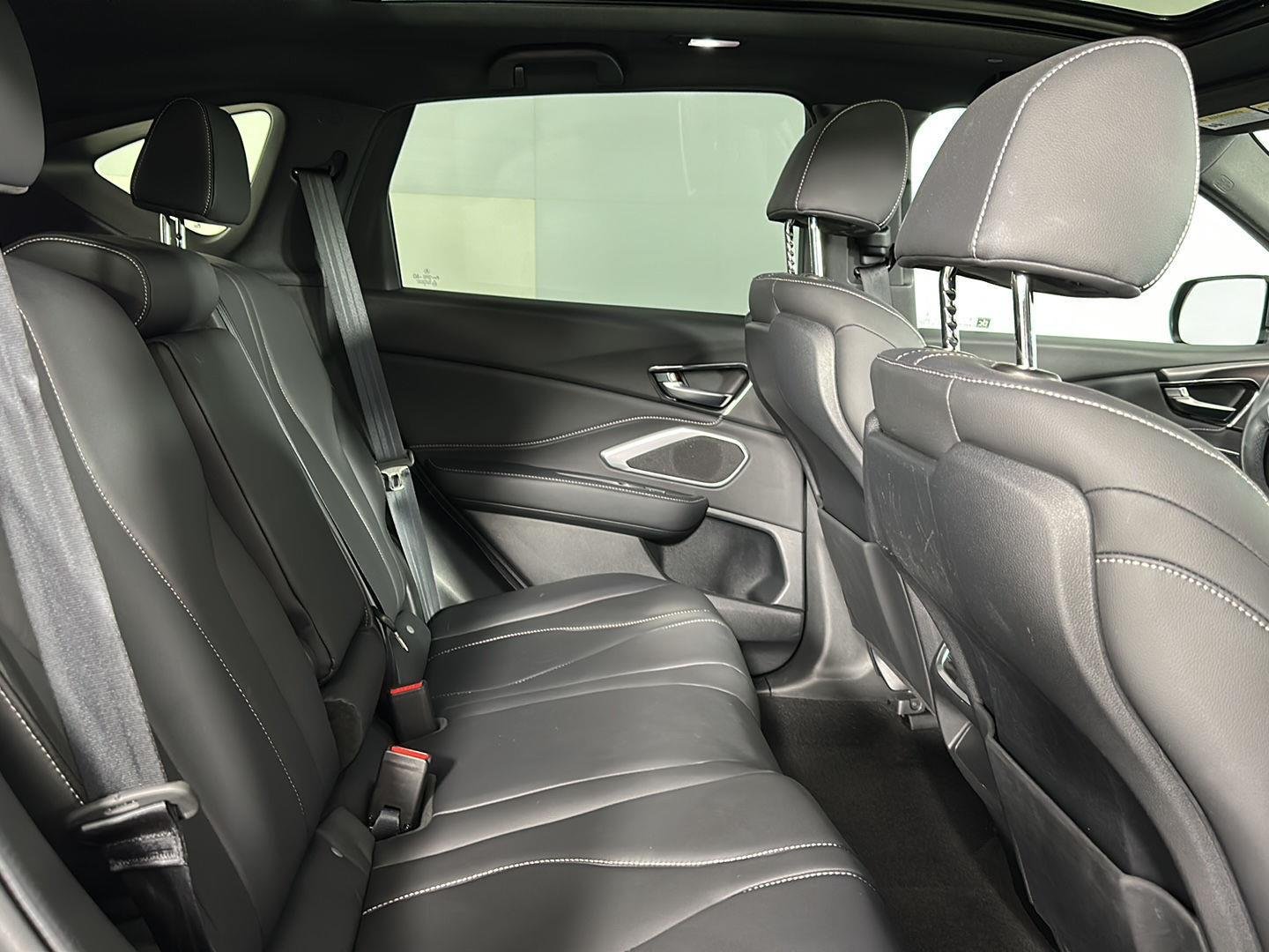 Used 2025 Liquid Carbon Metallic Acura SH-AWD image 26