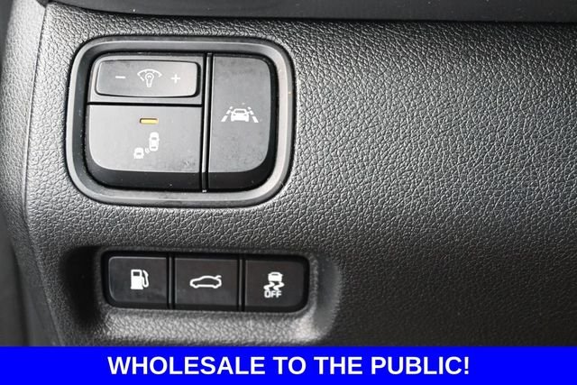 Used 2019 Black Kia S image 14