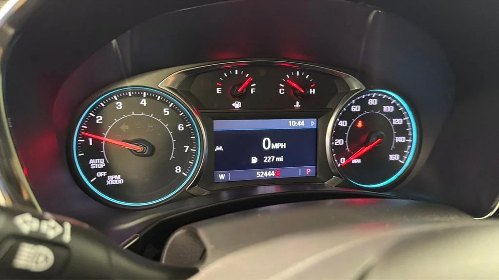 Used 2024 Summit White Chevrolet RS image 20