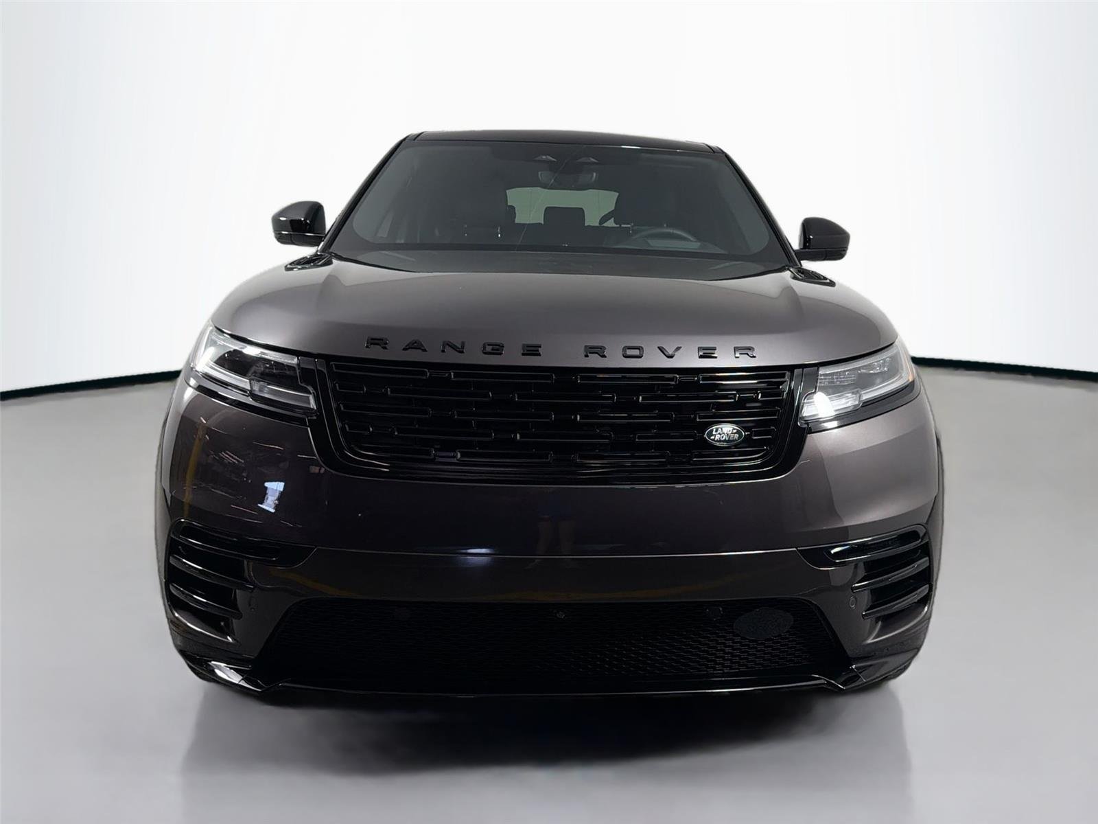 New 2026 CHARENTE GREY Land Rover Belgravia Edition image 2