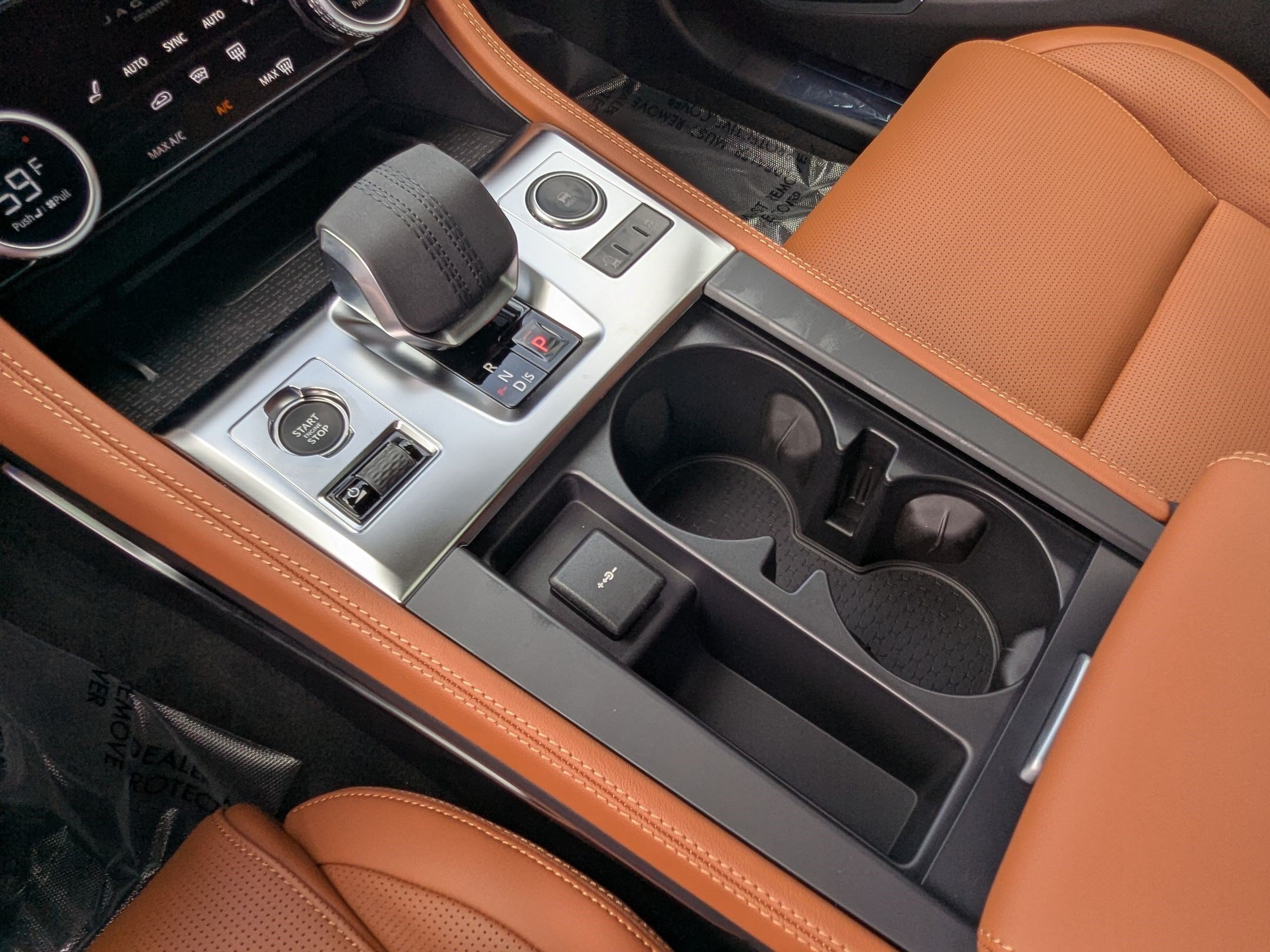 2026 Jaguar F-Pace R-Dynamic S - Photo 23