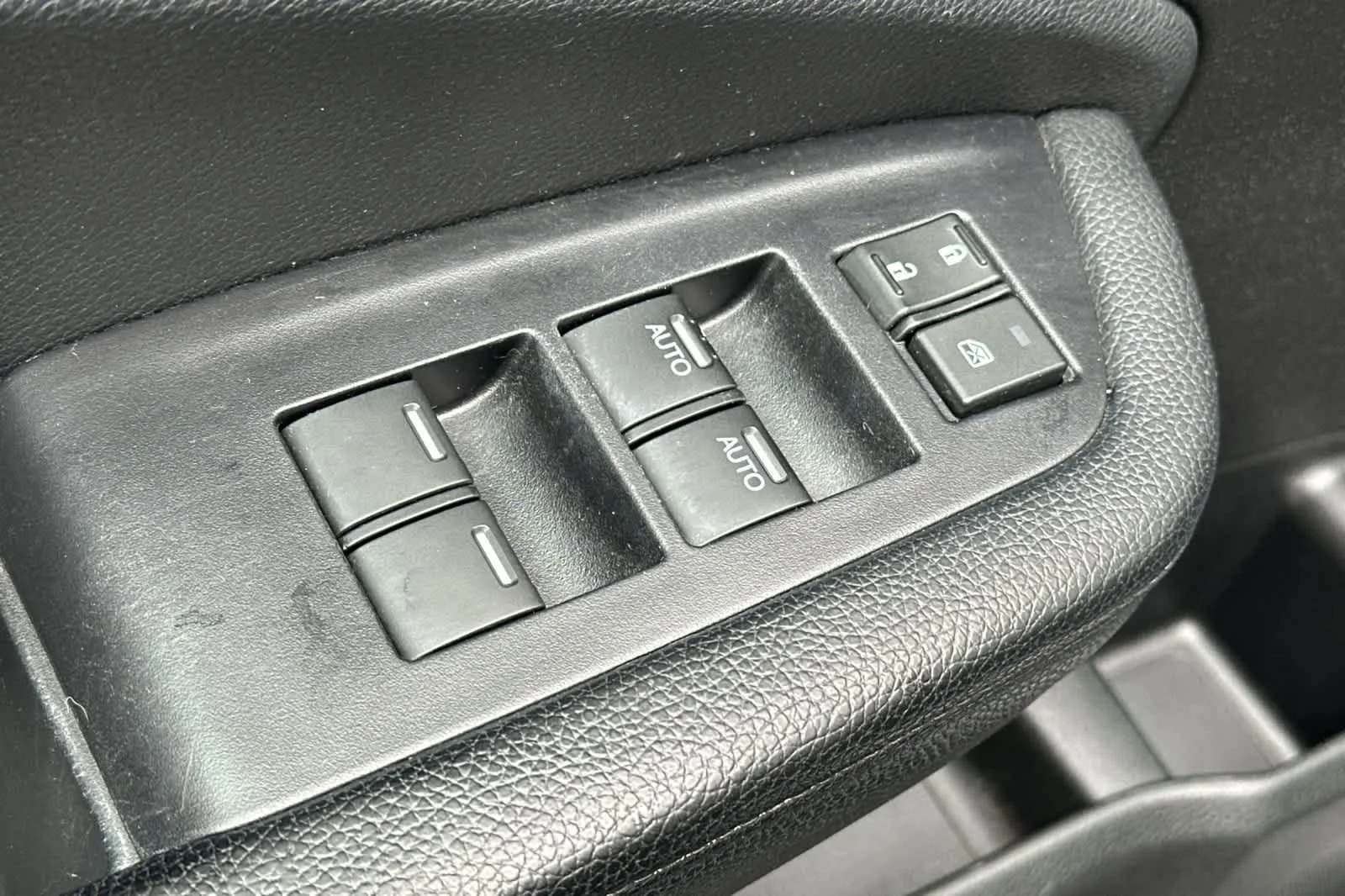Used 2019 Modern Steel Metallic Honda EX-L image 13
