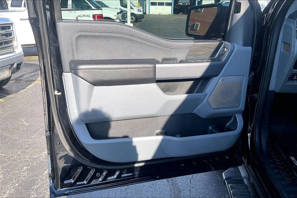 Certified Used 2026 Black Metallic Ford Lariat image 22
