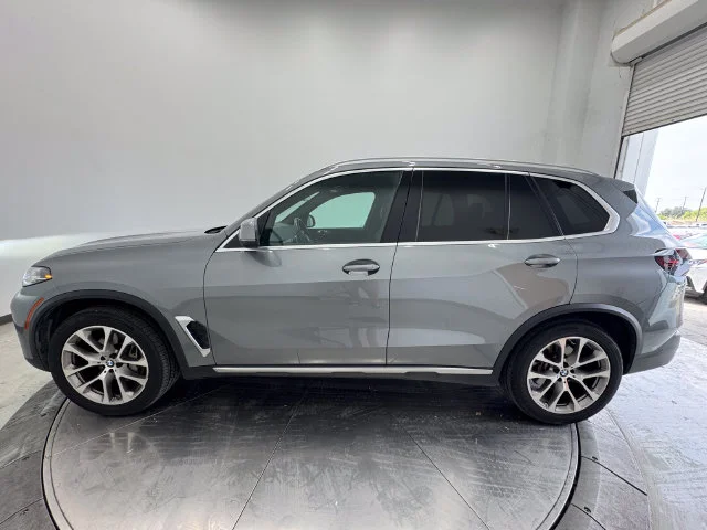 Used 2024 Skyscraper Gray Metallic BMW sDrive40i image 16