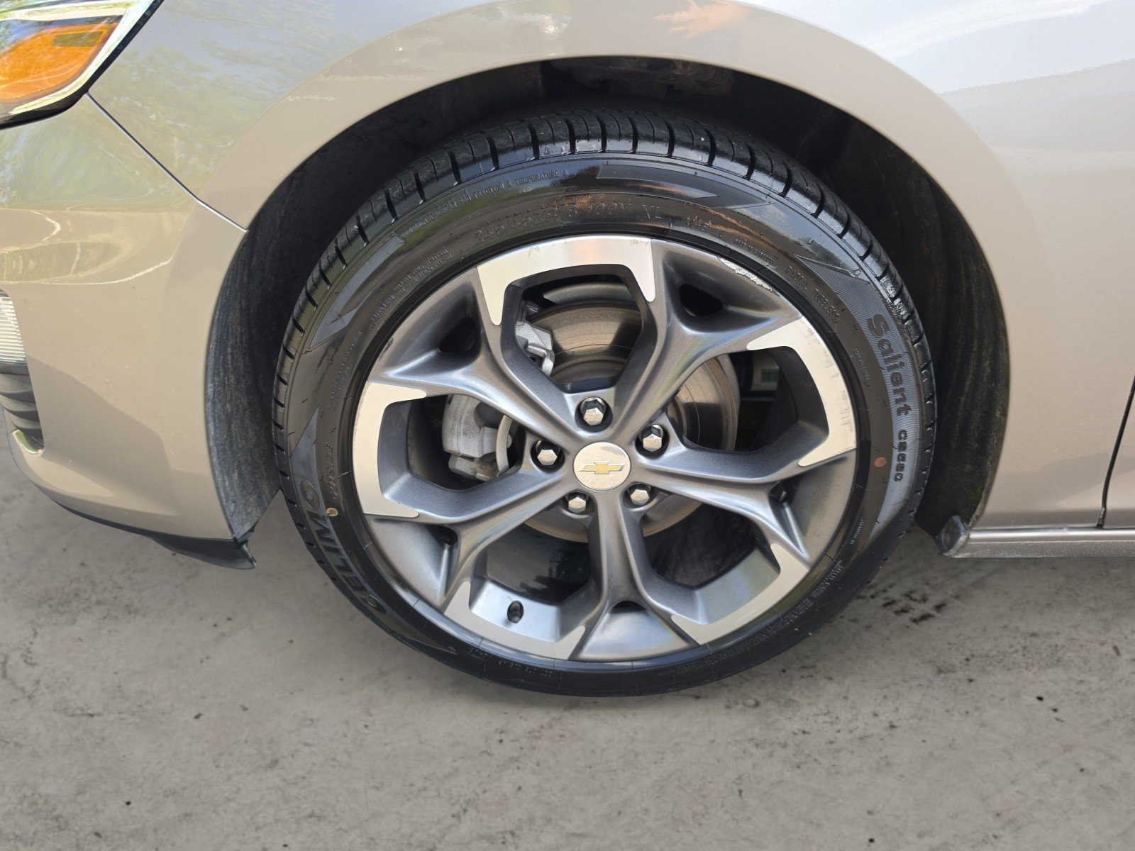Used 2024 Mineral Gray Metallic Chevrolet LT image 30