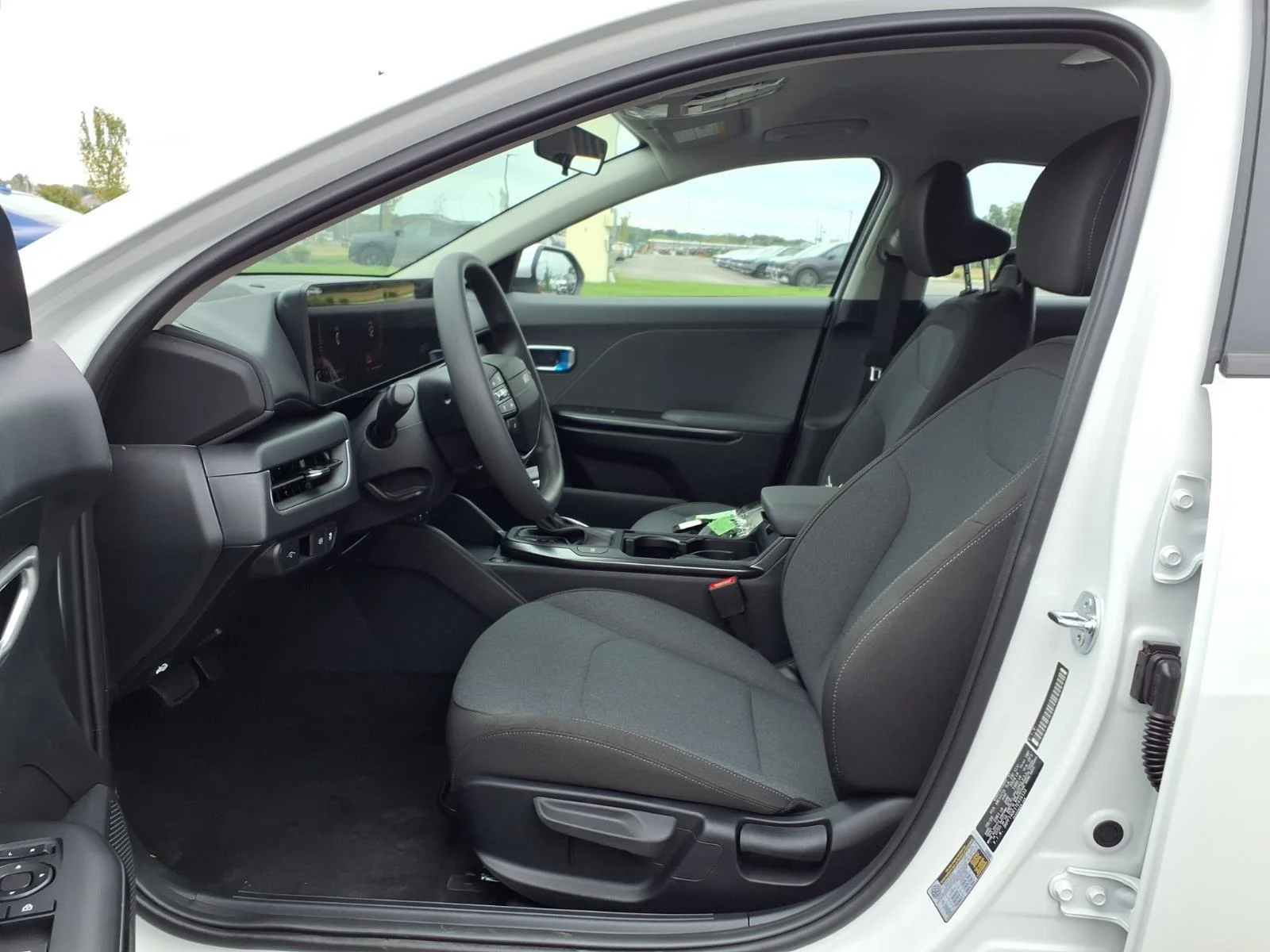 New 2026 Snow White Pearl Kia LXS image 12