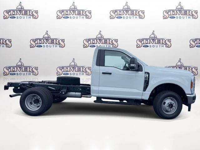 New 2026 White Ford XL image 2