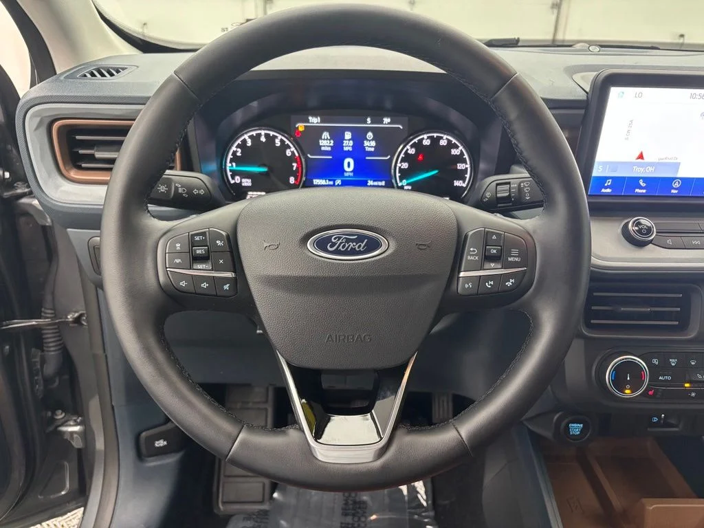Used 2024 Gray Ford Lariat image 19