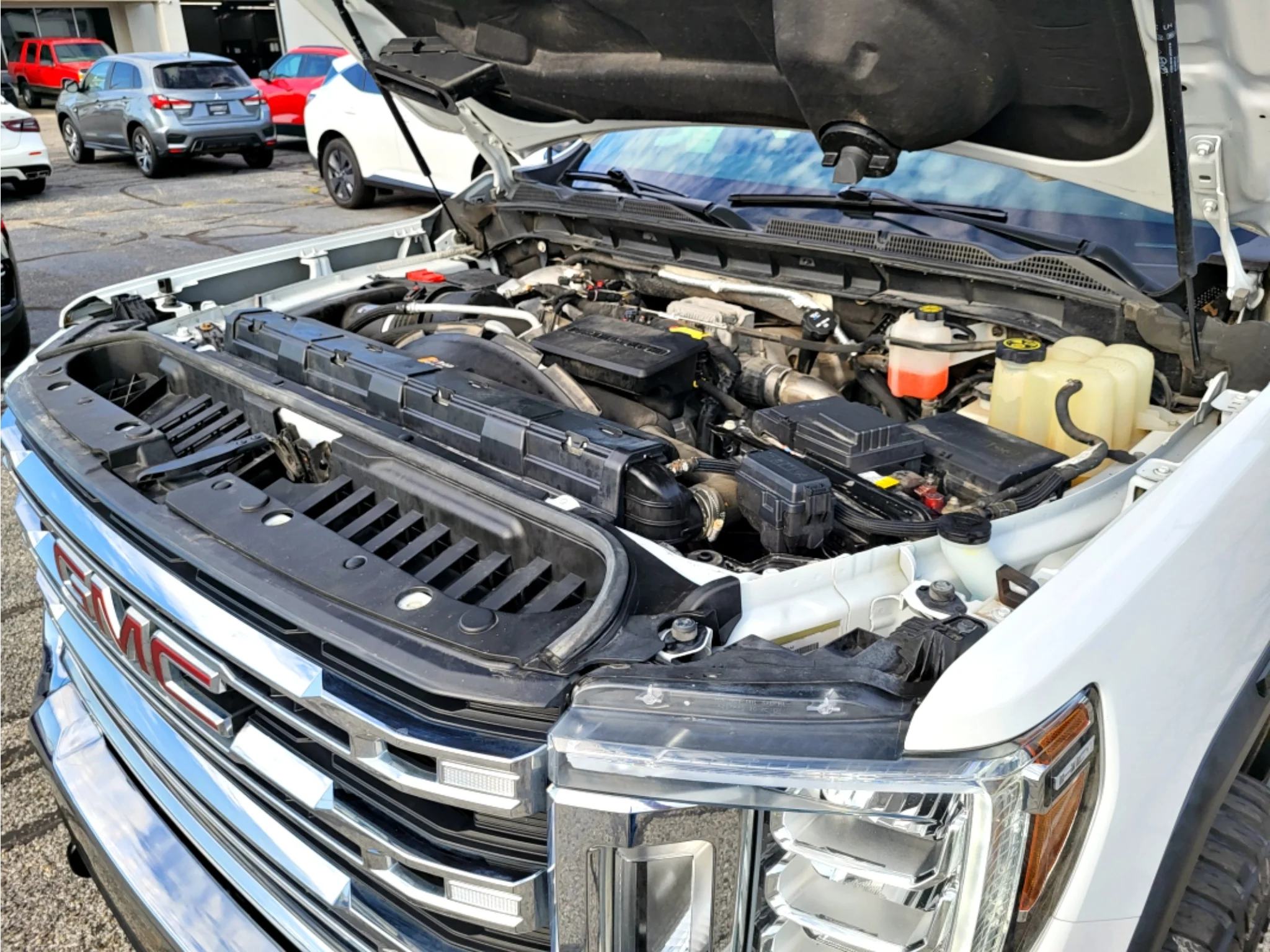 Used 2021 Summit White GMC SLE image 28
