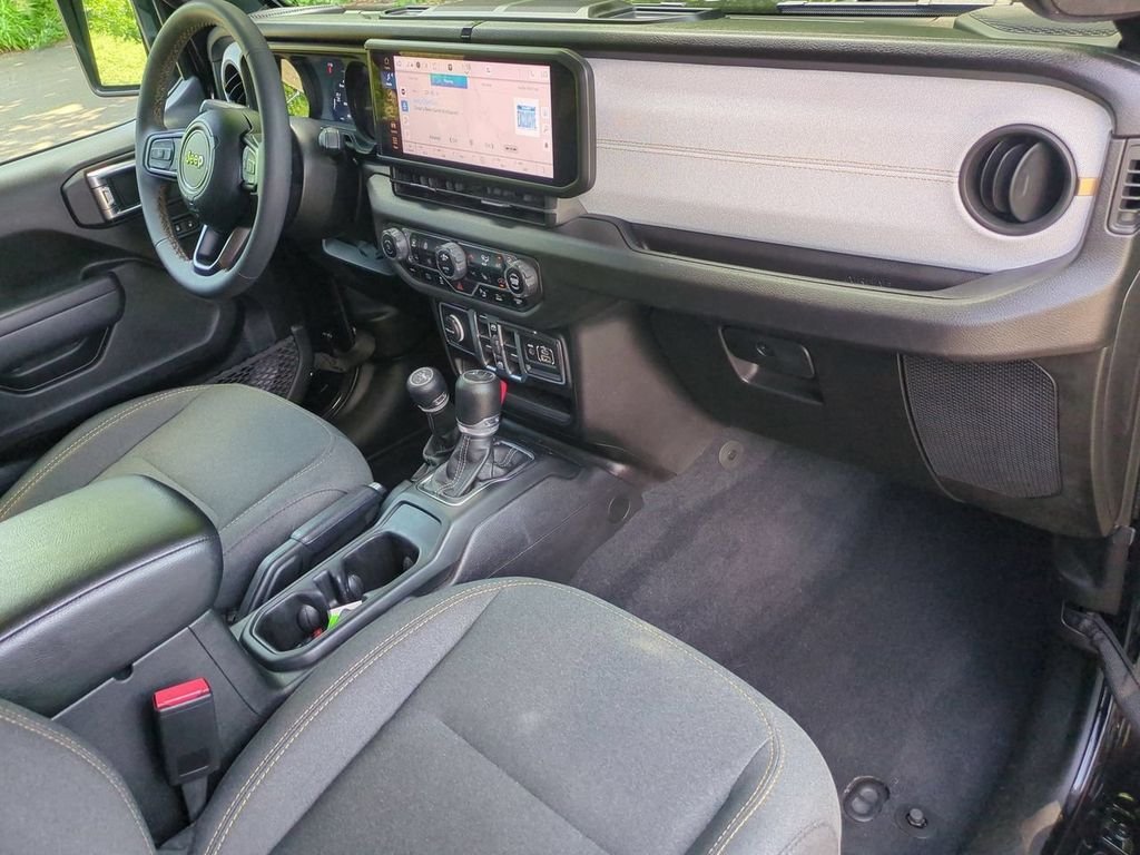 Used 2024 Black Jeep Sport S 4xe image 28