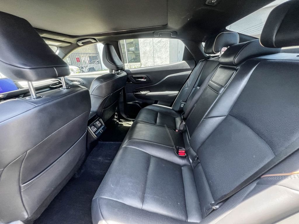 Used 2023 Gray Toyota Limited image 17
