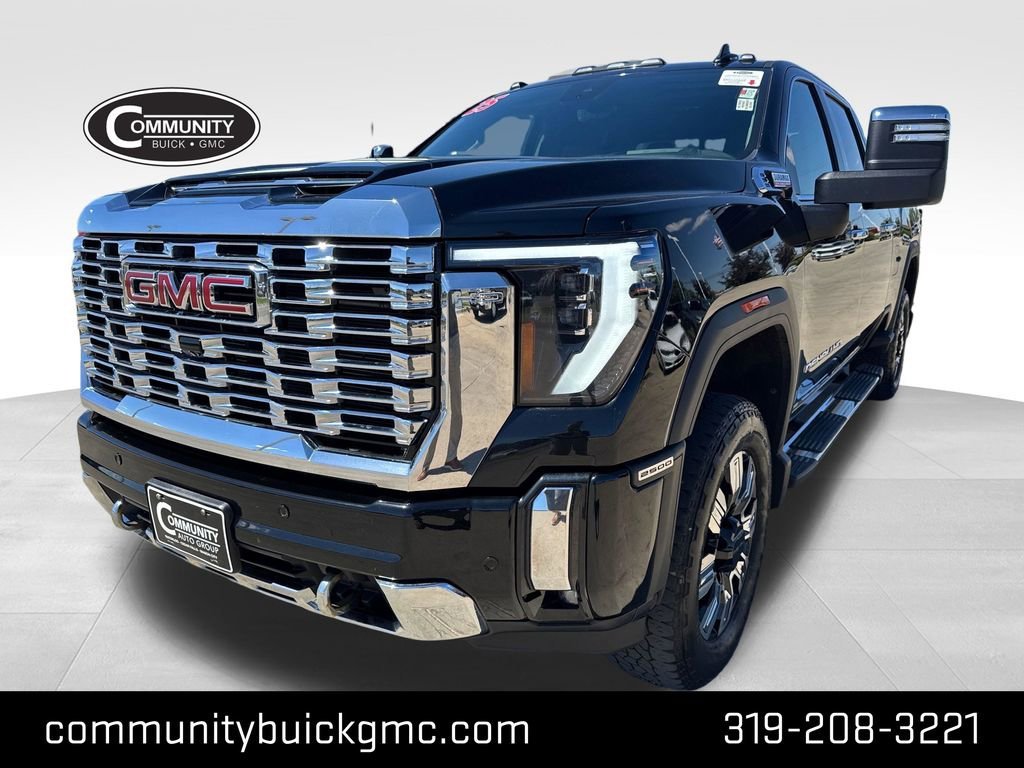 2025 GMC Sierra Denali 4WD Crew Cab Standard Box's photo
