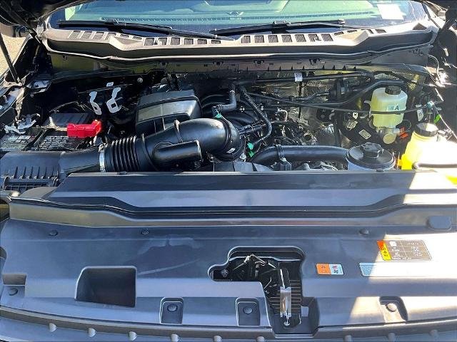 New 2026 Carbonized Gray Metallic Ford XLT image 27