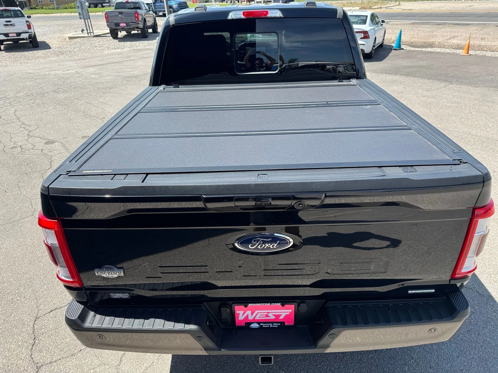 Used 2023 Gray Ford King Ranch image 11