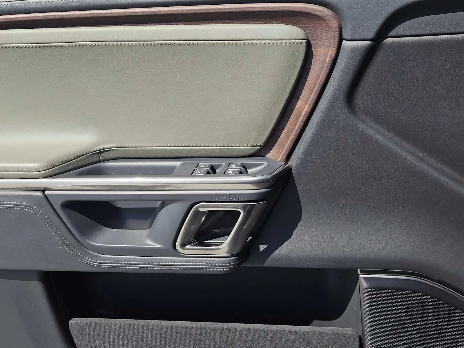Used 2023 Forest Green Rivian Adventure image 21