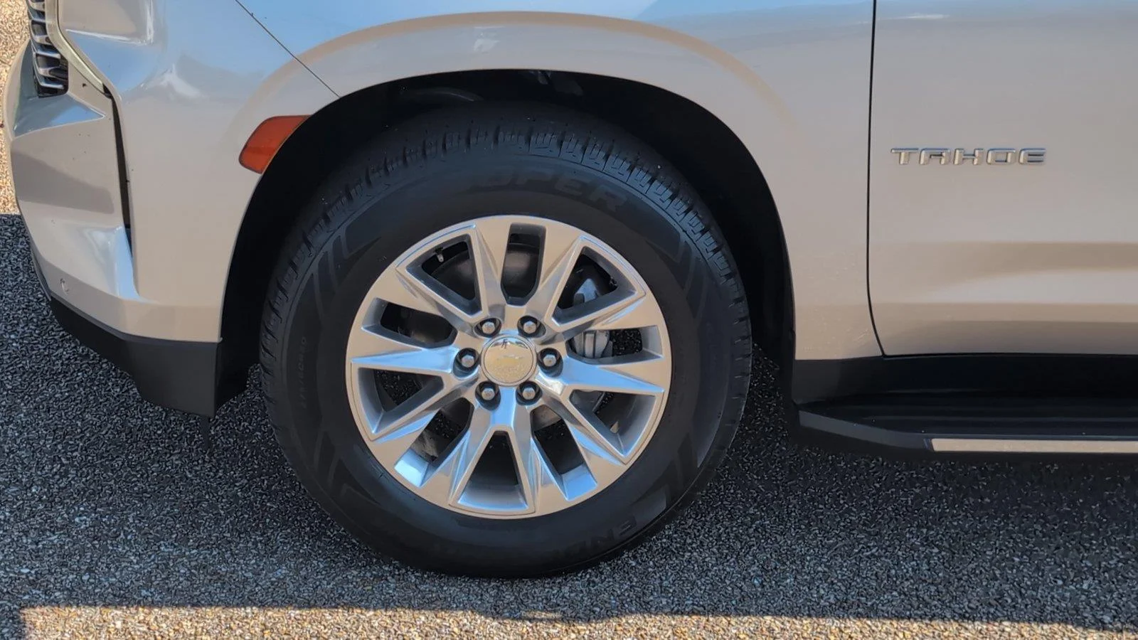 Used 2021 EMPIRE BEIGE METALLIC Chevrolet Premier image 10