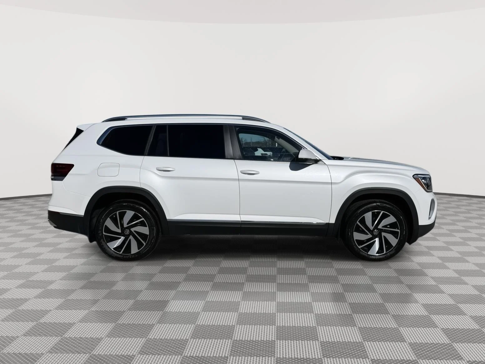 2026 Volkswagen Atlas SEL - Photo 2