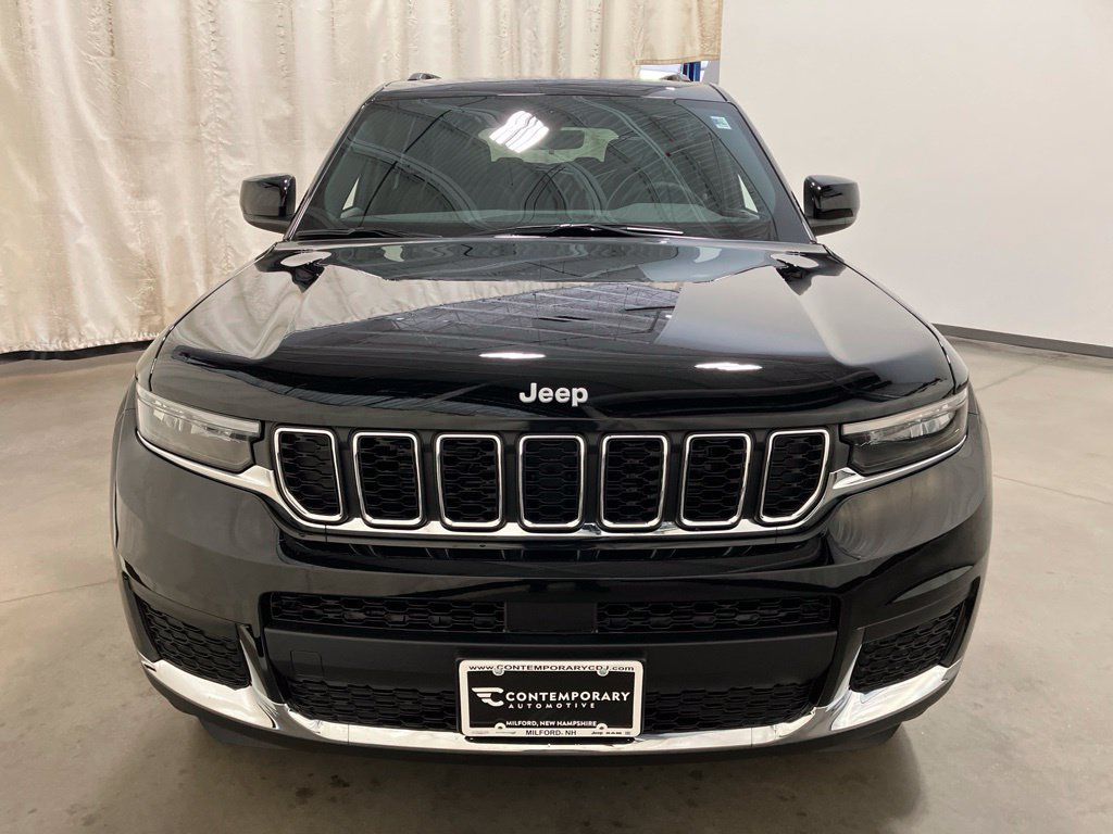 New 2026 Diamond Black Crystal Pearl-Coat Exterior Paint Jeep Laredo X image 21