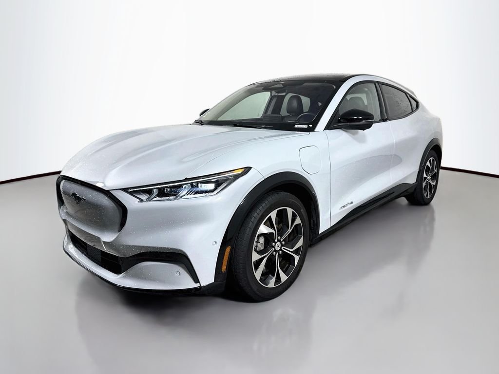 Used 2023 Space White Metallic Ford Premium image 10