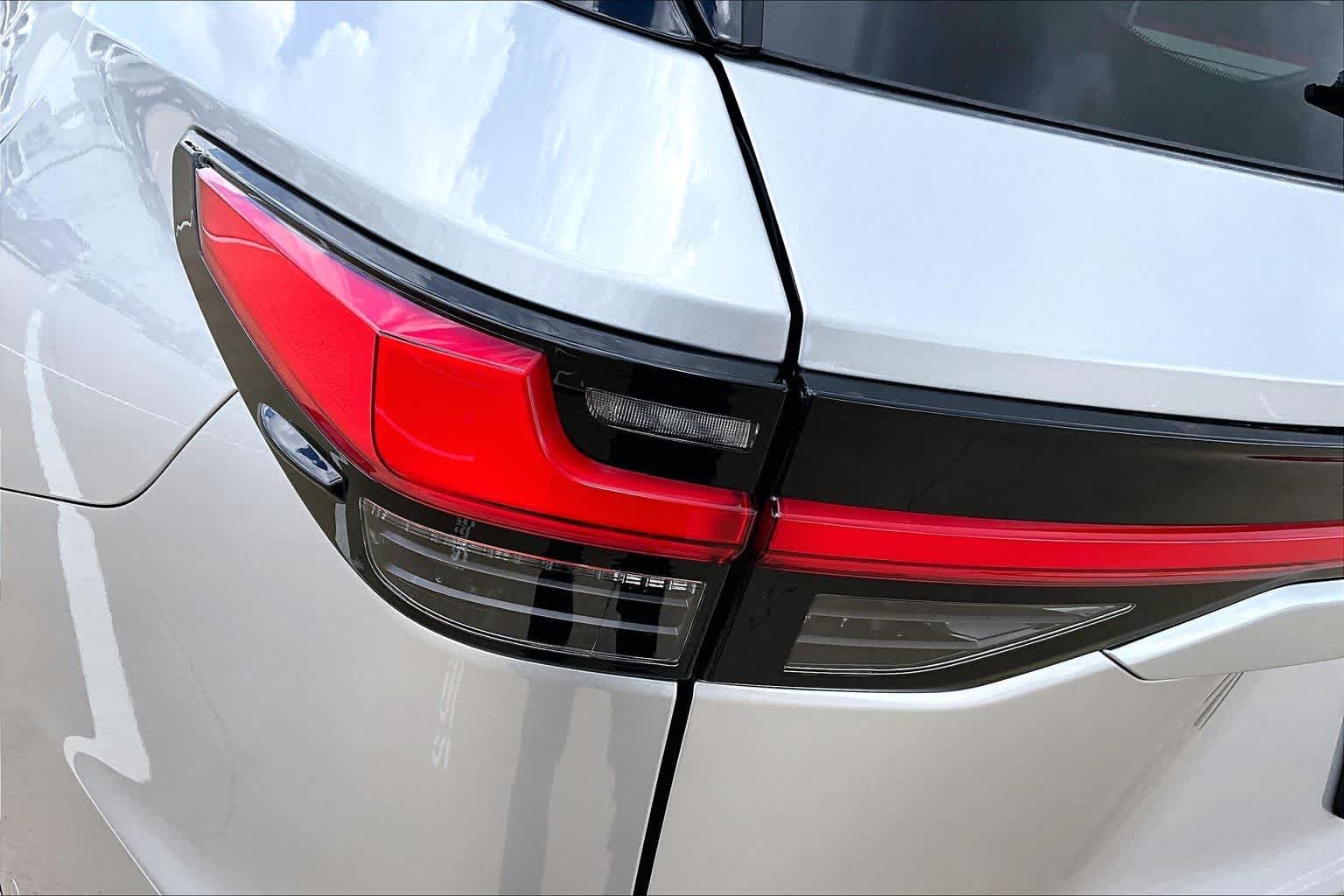 New 2026 Celestial Silver Metallic Lexus PREMIUM AWD image 14