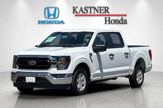 Used 2023 Oxford White Ford XLT image 9