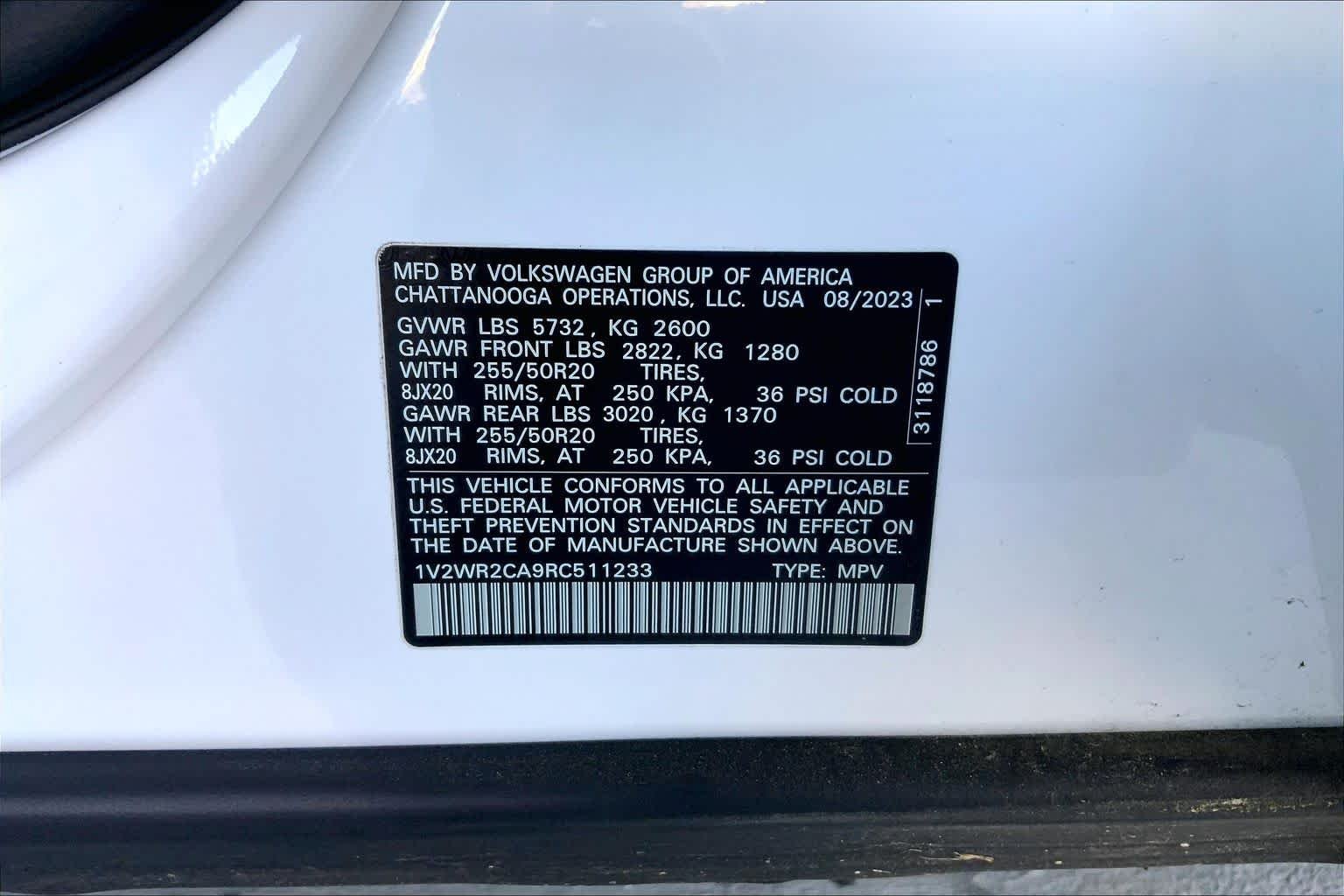 Certified Used 2024 Pure White Volkswagen 2.0T SE w/Technology image 31