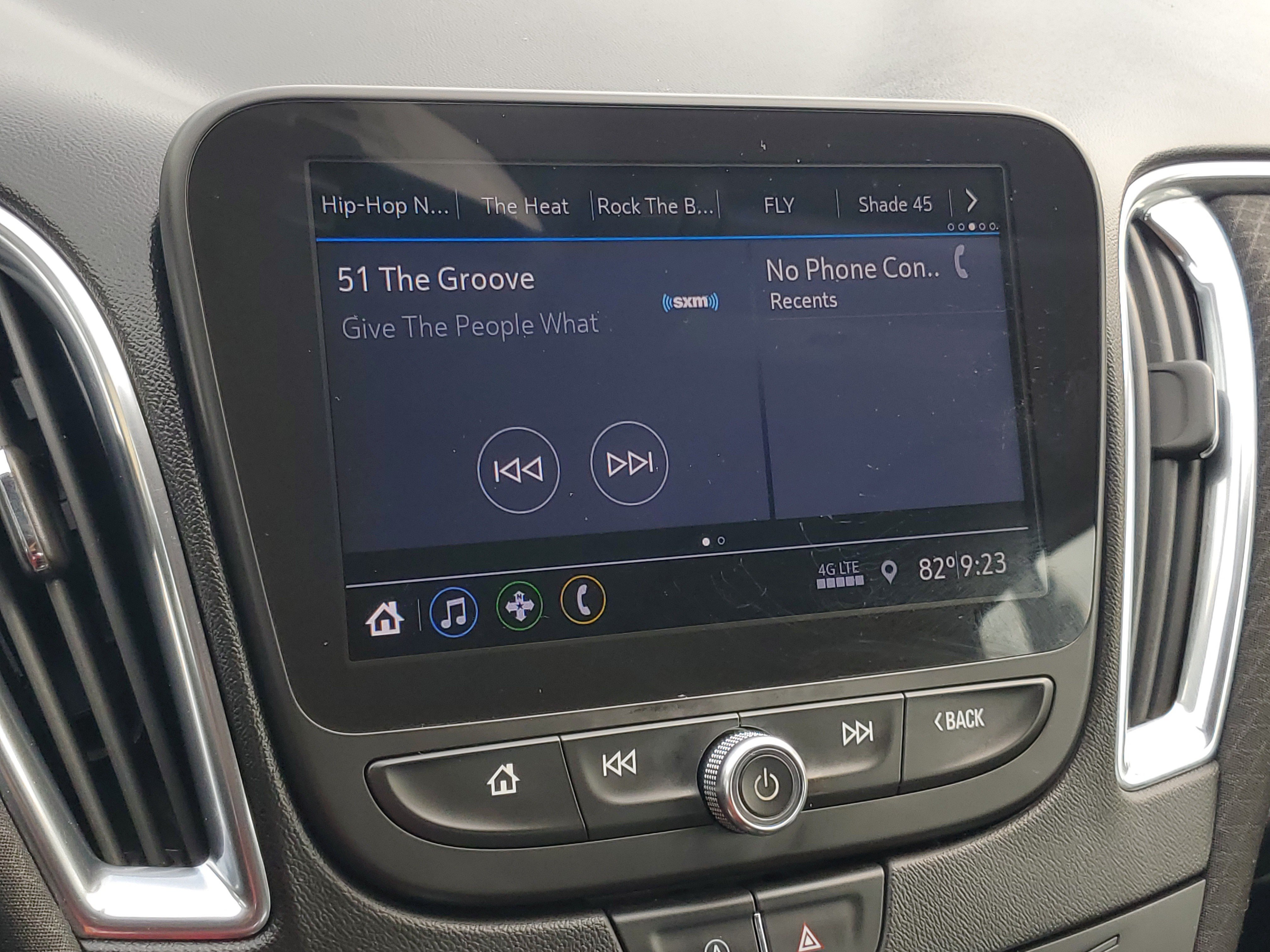 Used 2020 Summit White Chevrolet LT image 26