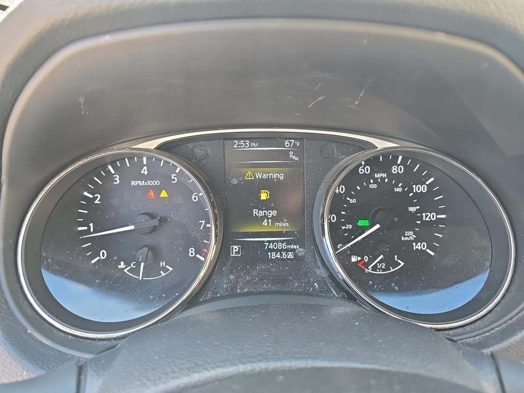 2016 Nissan Rogue SV photo 4