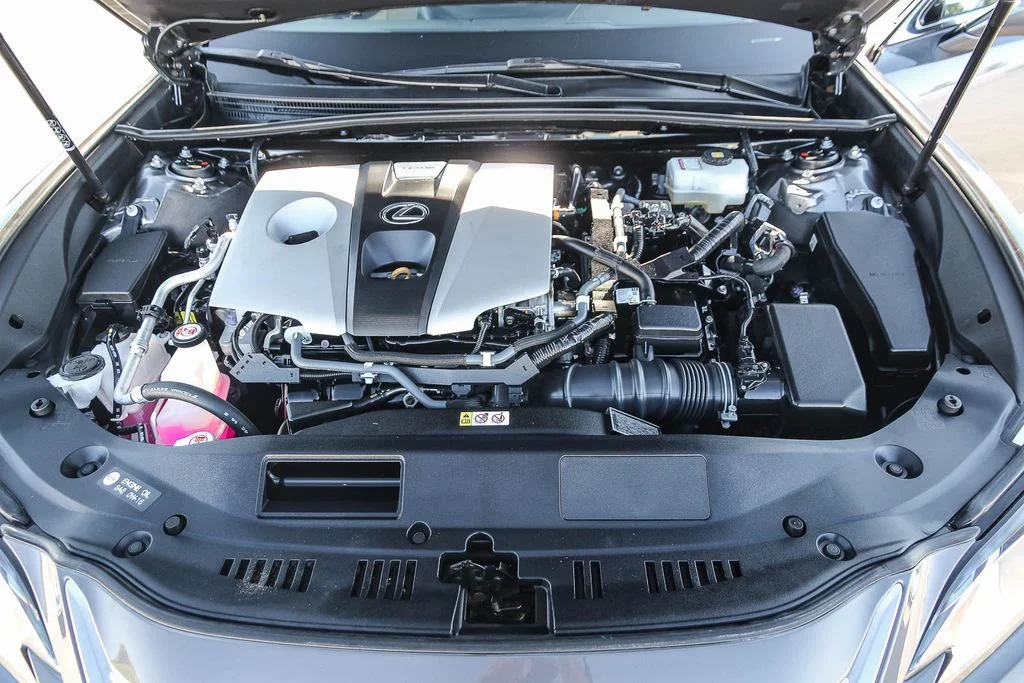 Used 2020 Gray Lexus 300h Luxury image 26