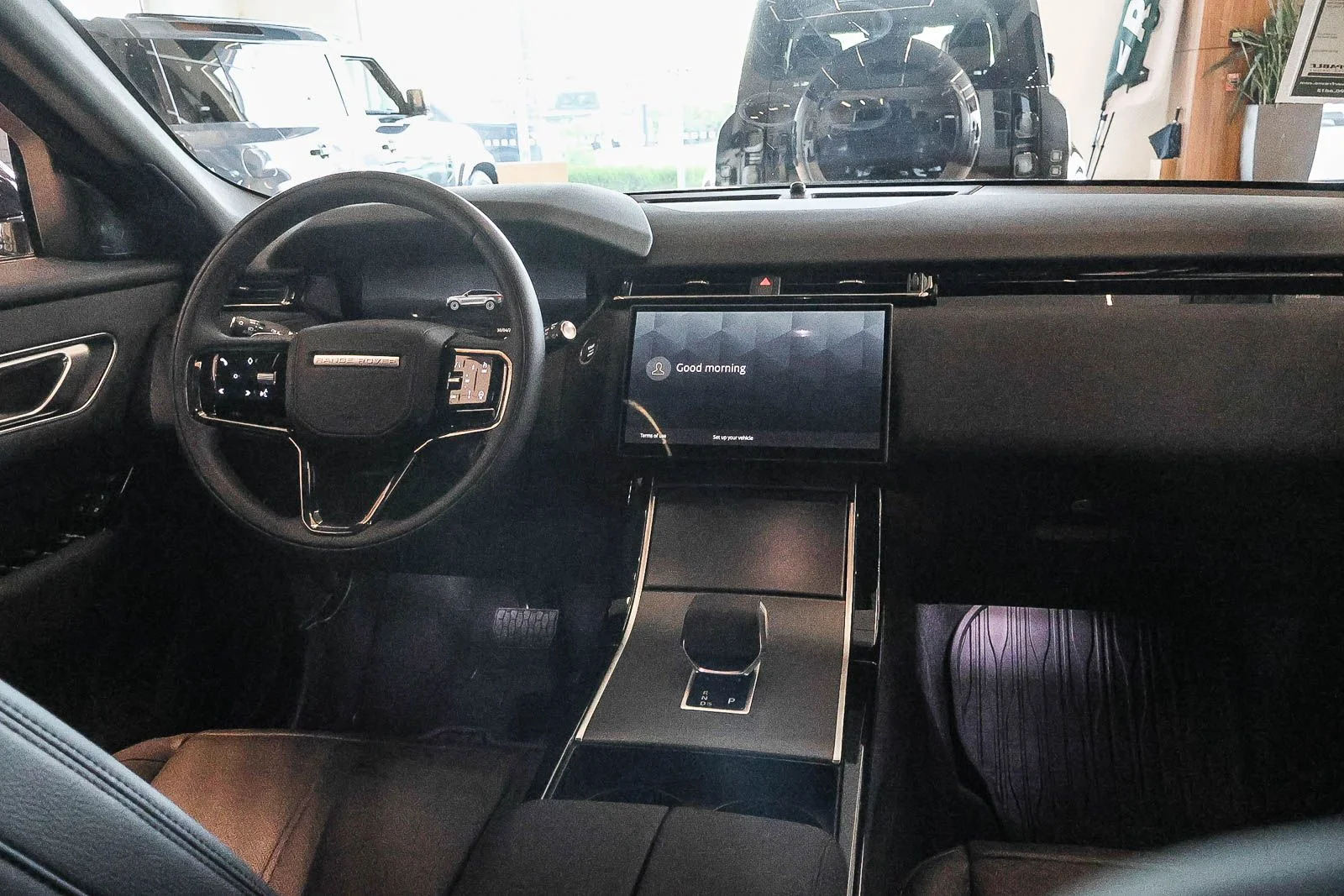 New 2026 Santorini Black Land Rover S image 19