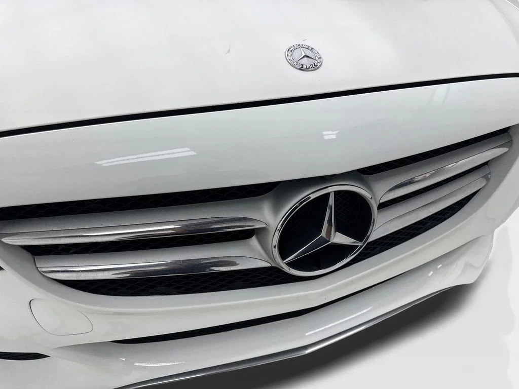 Used 2016  Mercedes-Benz C 300 image 25