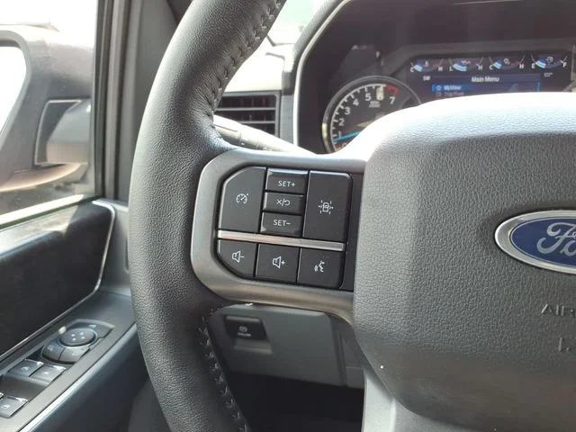 Used 2021 Red Ford XLT image 25