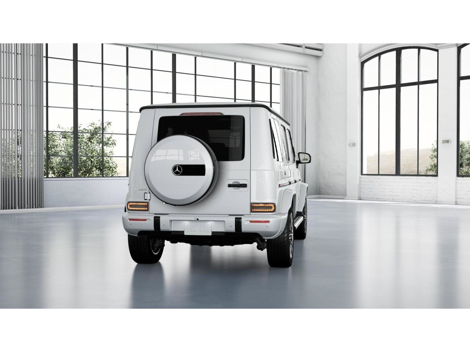New 2027 MANUFAKTUR Moonlight White Metallic Mercedes-Benz G 580 image 24