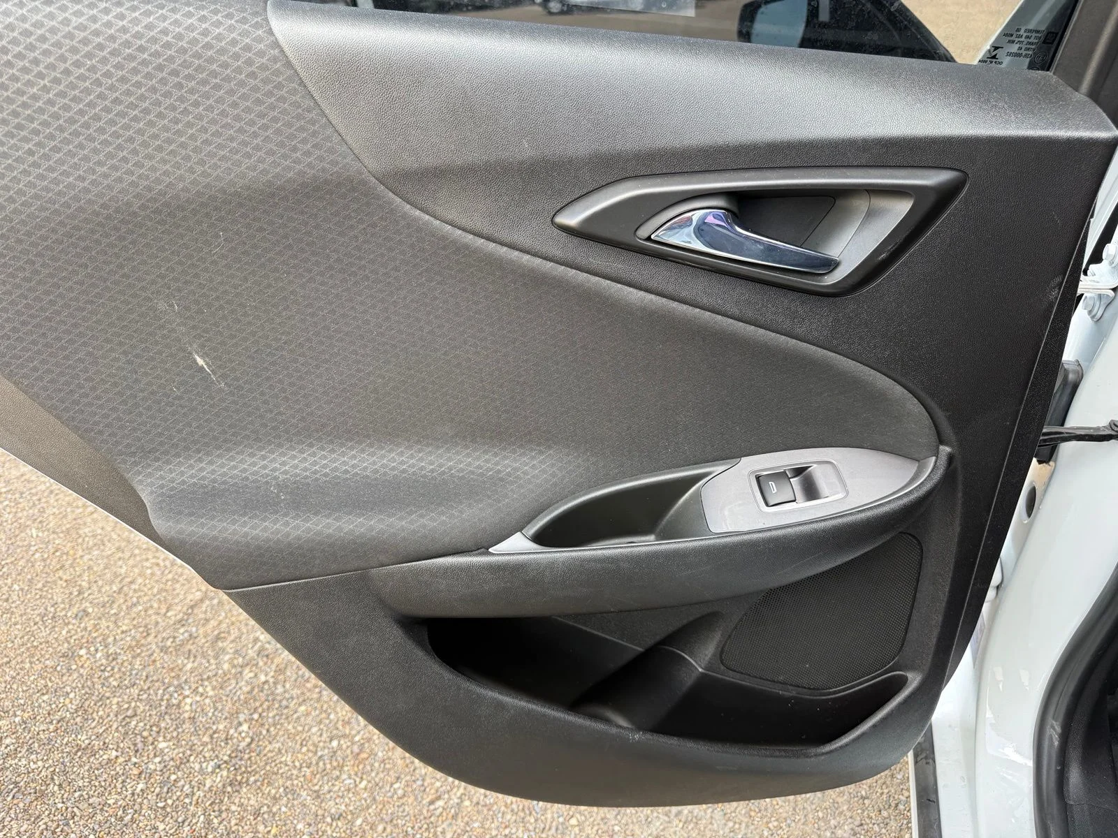 Used 2022 White Chevrolet LT image 14