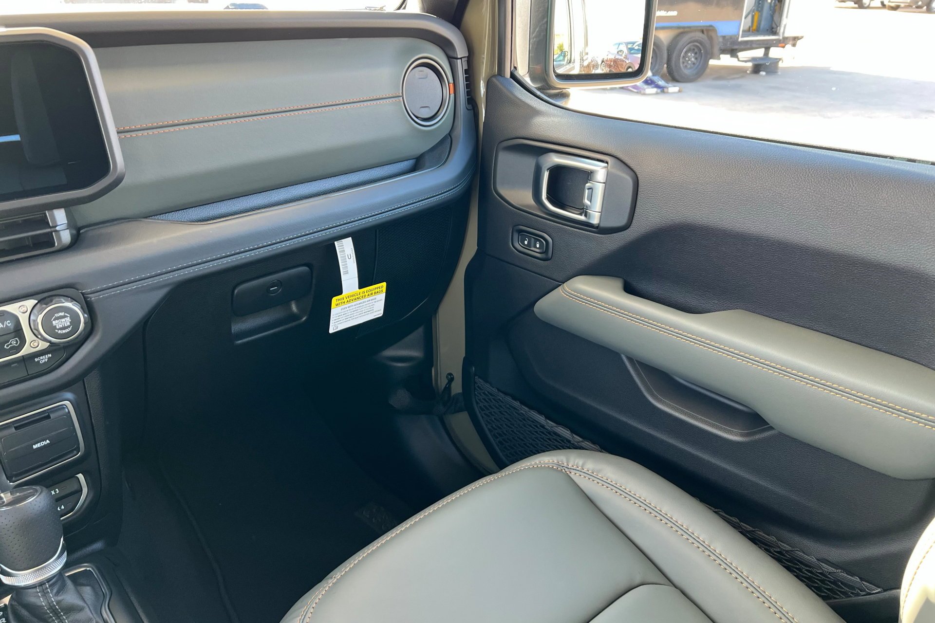 New 2026 41 Exterior Paint Jeep Mojave image 11