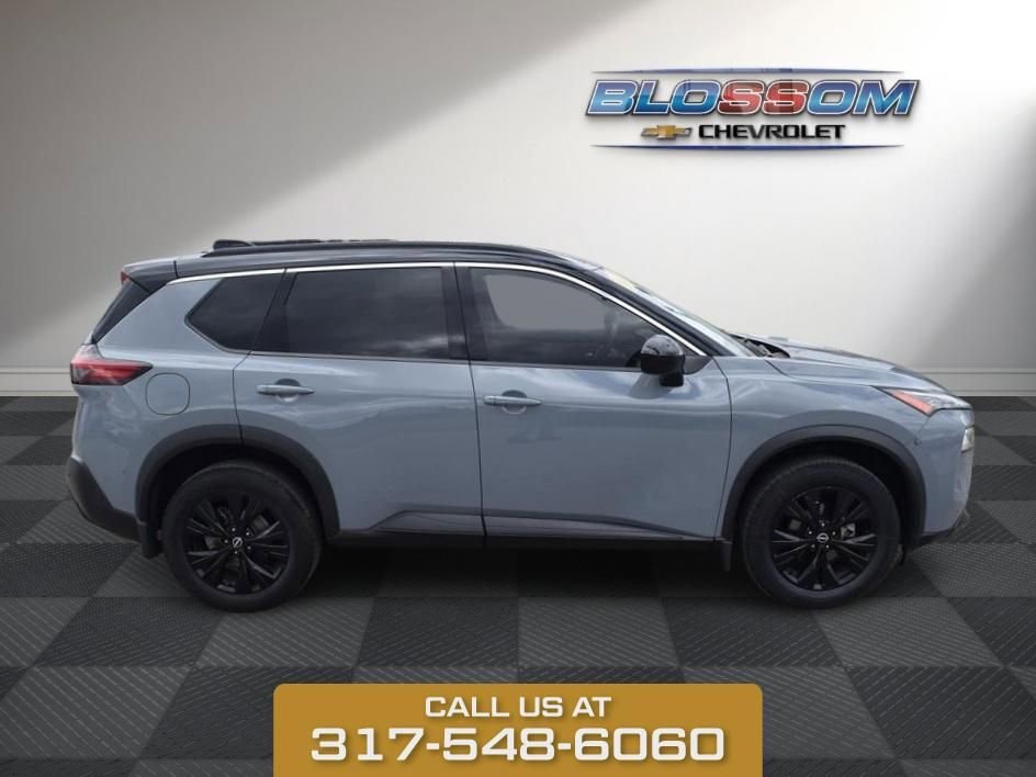 Used 2023 Boulder Gray Pear Nissan SV image 8