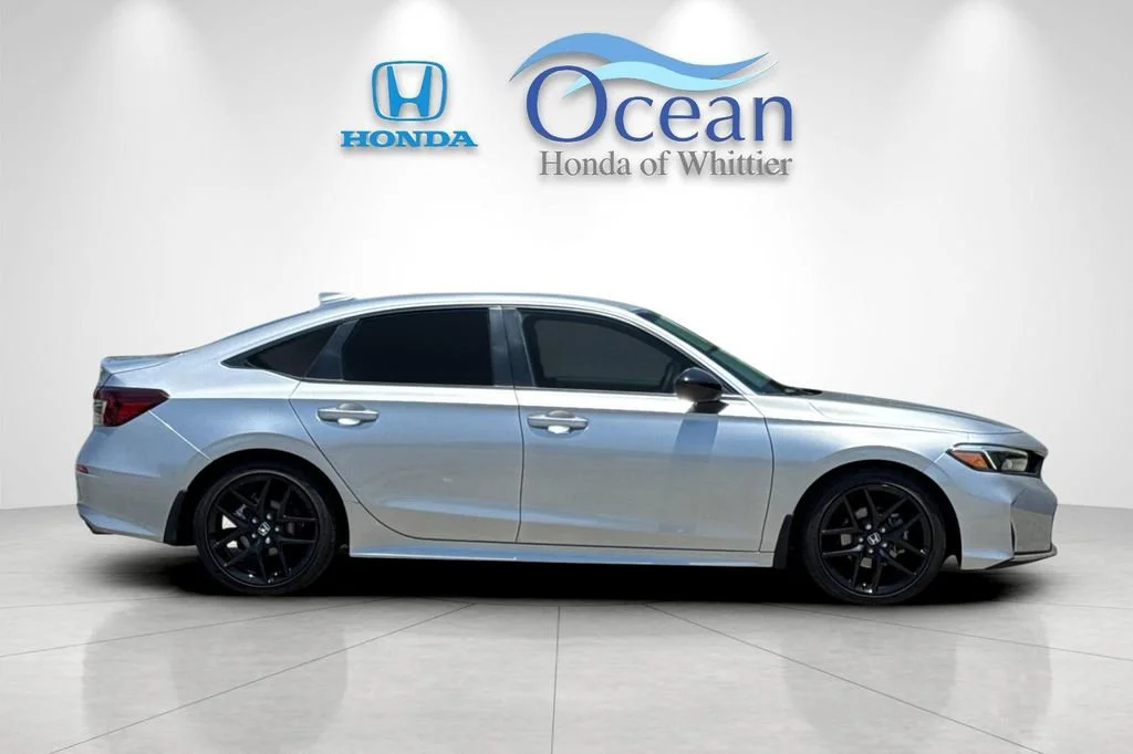 Certified Used 2025 Solar Silver Metallic Honda Sport image 34