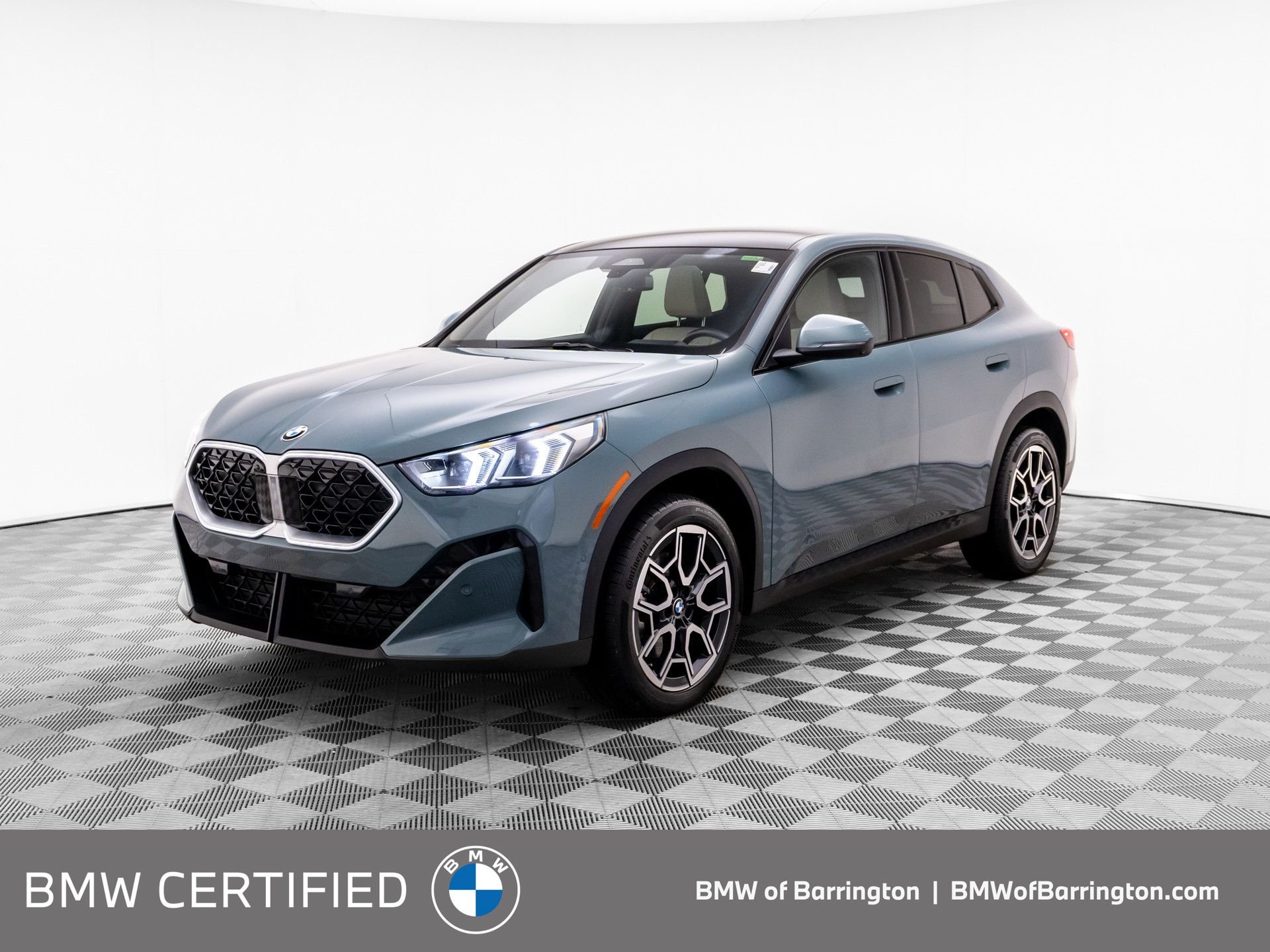 2025 BMW X2 xDrive28i's photo