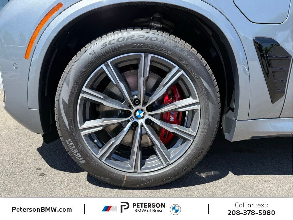 New 2026 Skyscraper Grey Metallic BMW xDrive50e image 38