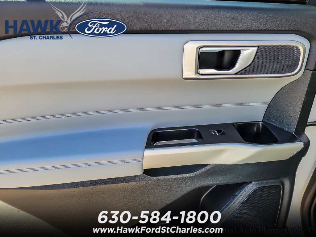 Certified Used 2023 White Metallic Ford XLT image 20