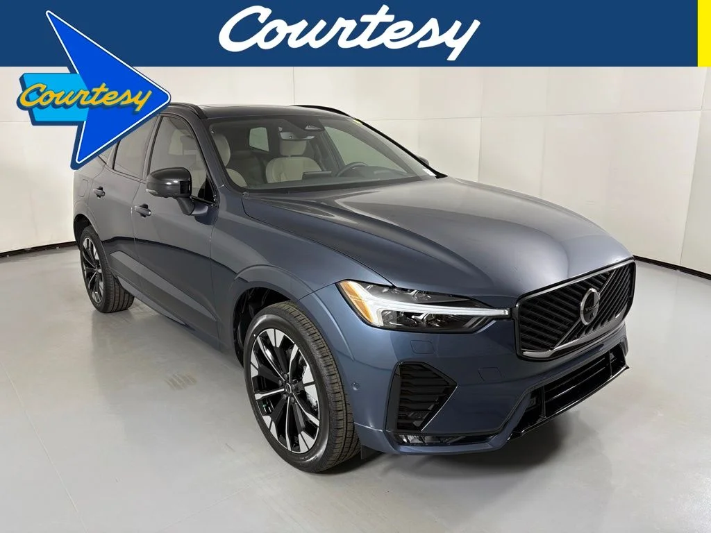 2026 Volvo XC60 B5 Plus Dark AWD's photo